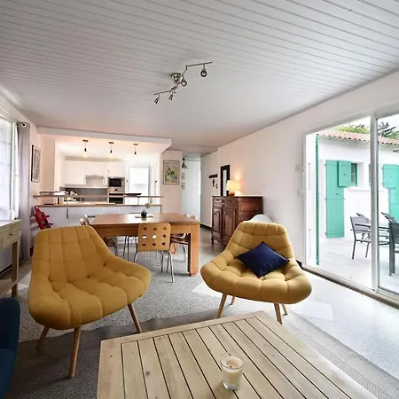 889 Les Fontaines Proche * Le Bois-Plage-en-Re